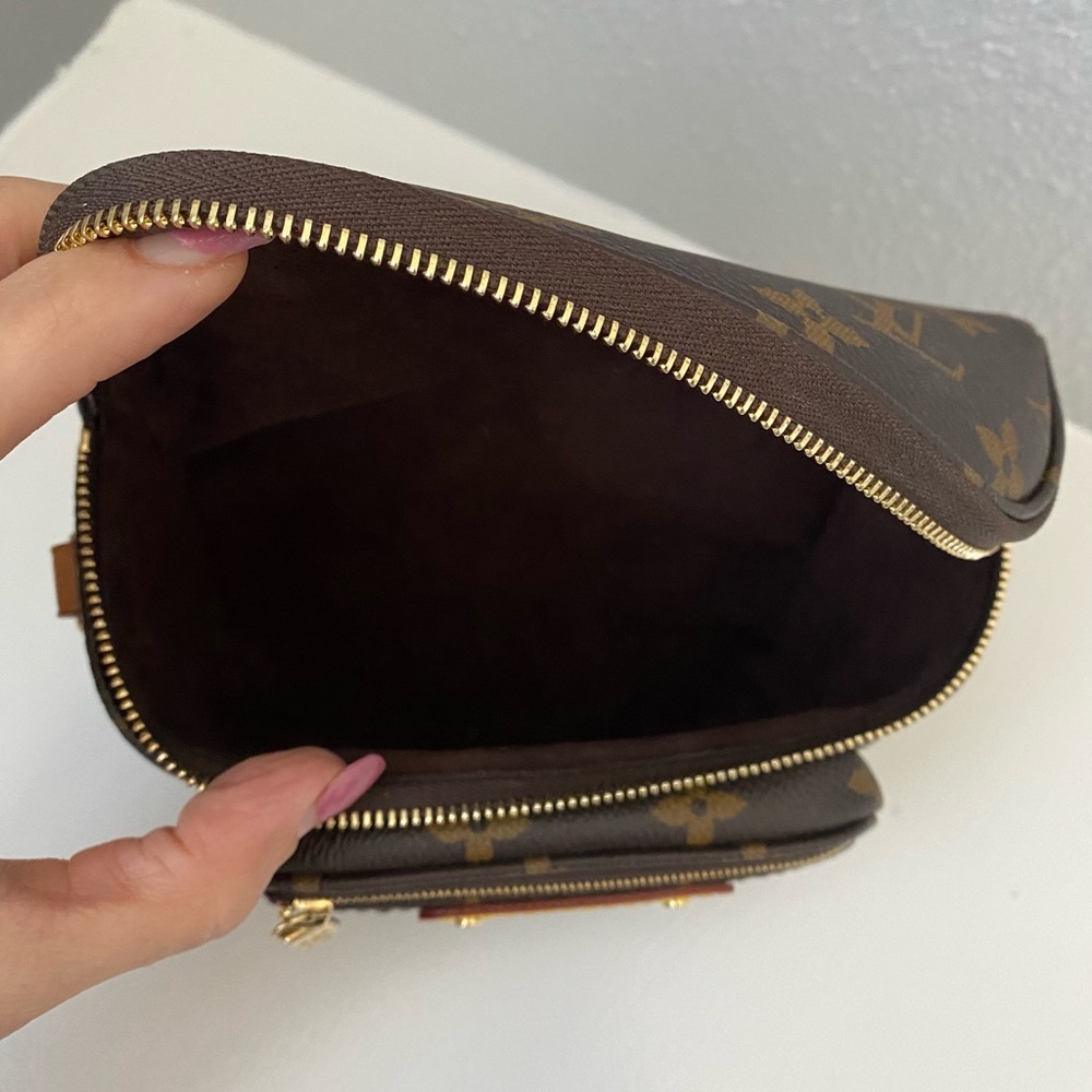 Authentic Louis Vuitton mini bumbag monogram - Picture 7 of 15